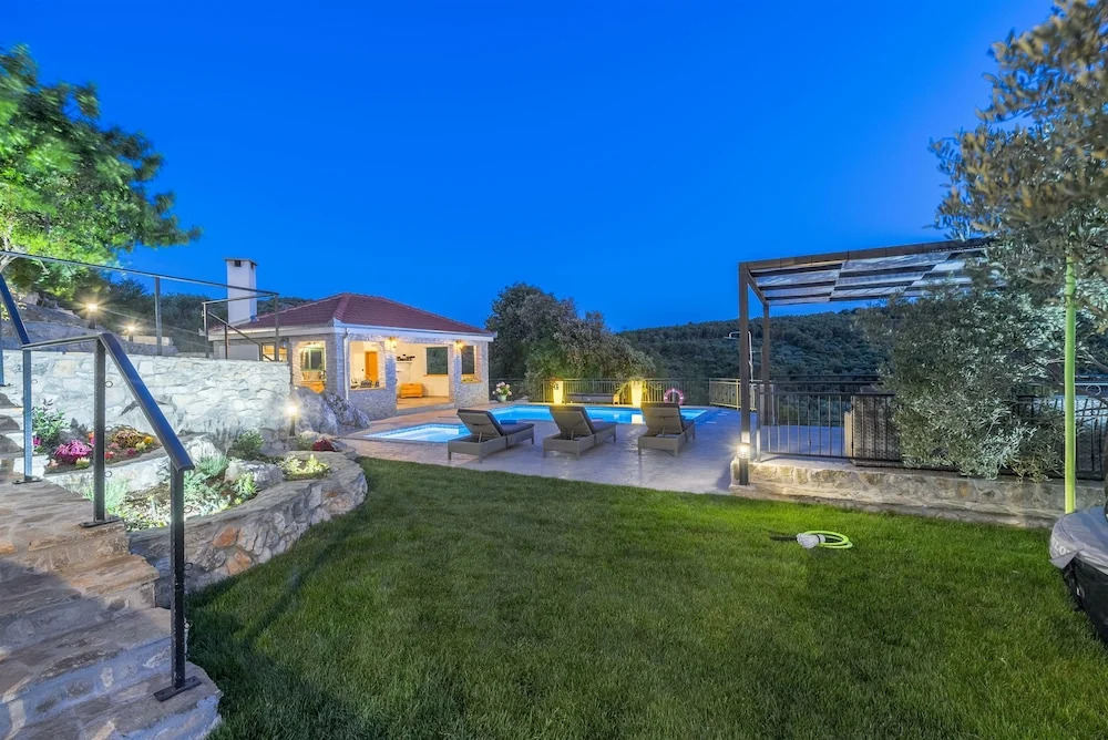 Villa Boulder