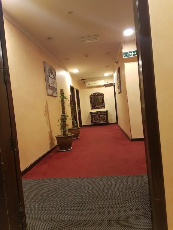 Sahara Hotel