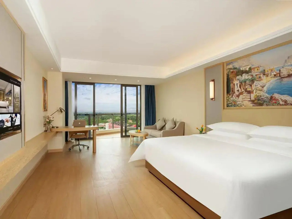Yijia International Hotel