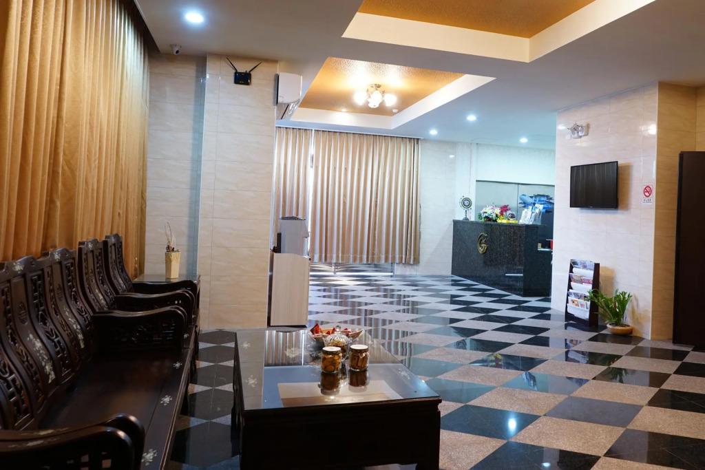 GIN JIAN Commercial Hotel