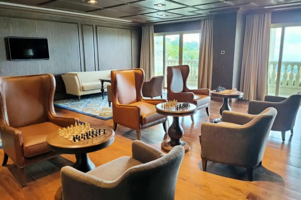 MCollection - Scenic Tagaytay Getaway with Taal Views