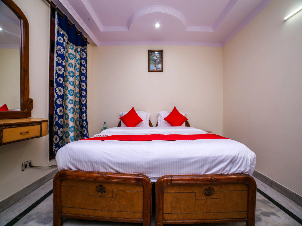 Royal Residency Hotel