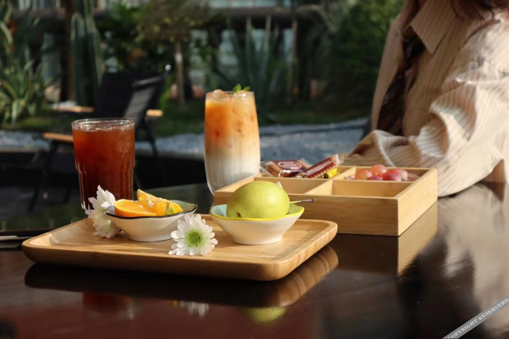 Houshi Hotel Moment (Leshan Jiaxing Road Food Street Shop)