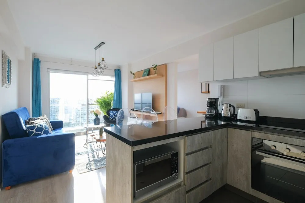 GLOBALSTAY. Stylish Stelar Apartments. Rooftop Swimming Pool
