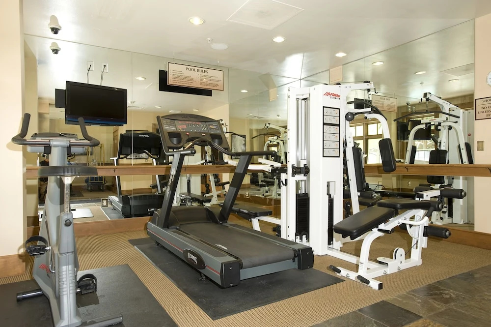 Luxurious 1 BR in River Run Village with Ski in ski out condo