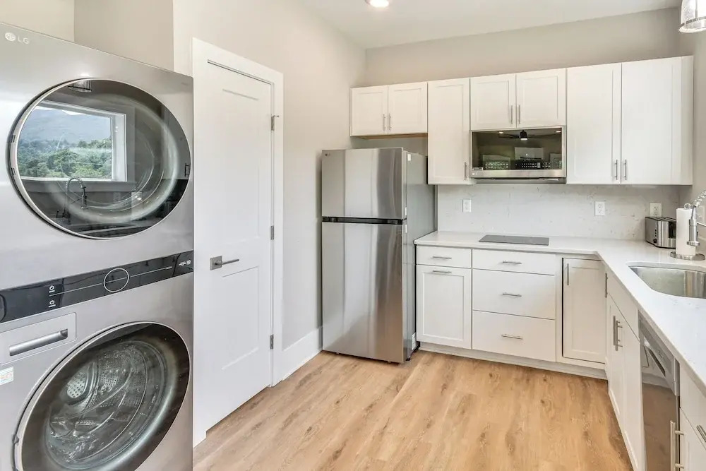 Smoky Mtn Getaway: Modern 2br/2ba W/stunning Views