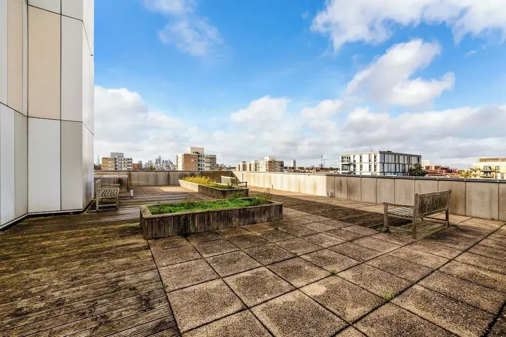 Luxury 2 bed Apartment in Canary Wharf - Free Wifi