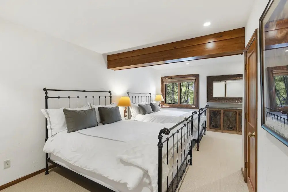 Wildwood Ridge 5 Bedroom Home