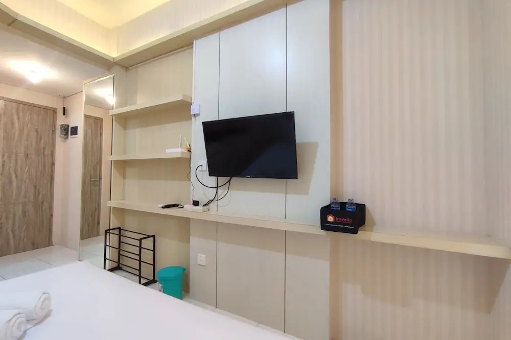 Comfort Studio At Candiland Apartment