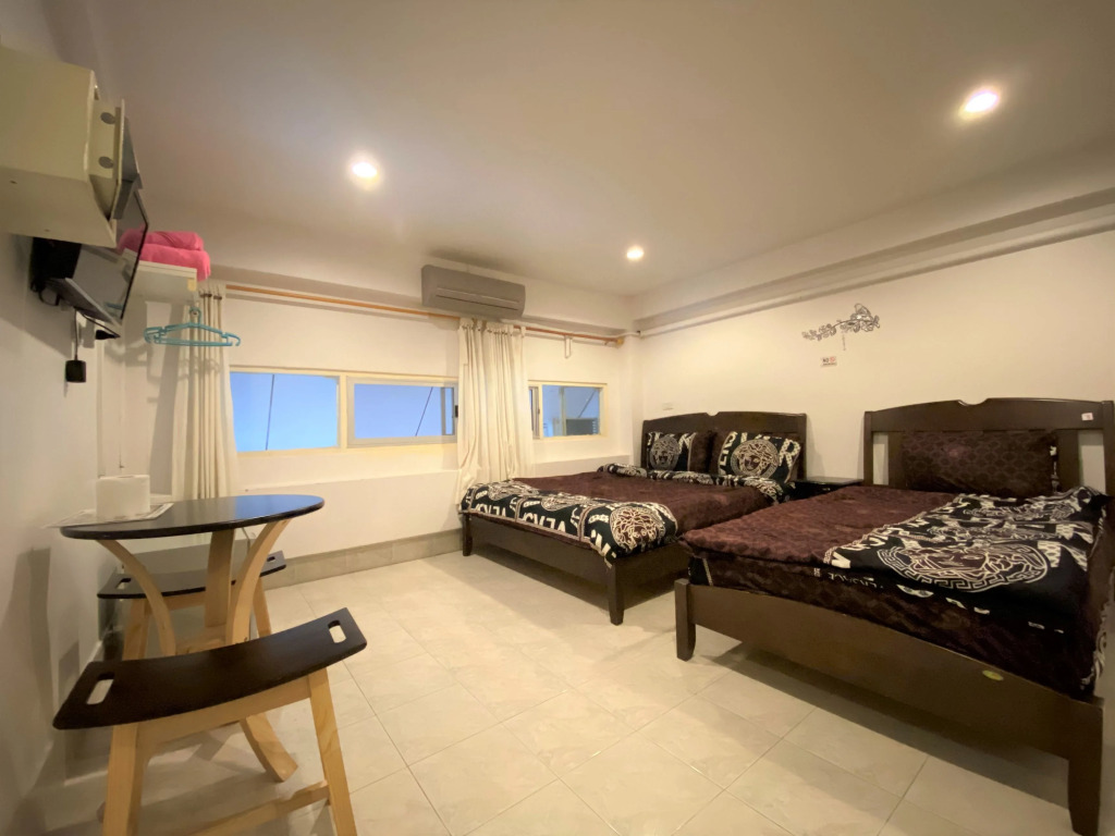 Som Guesthouse