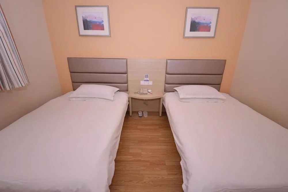 Orange Hotel (Jinan Quancheng Square Kuanhouli Branch)