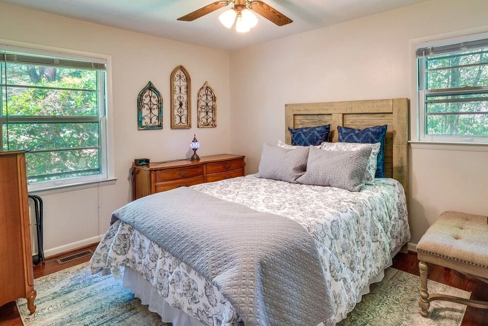Southern Pines Vacation Rental w/ Deck & Grill!