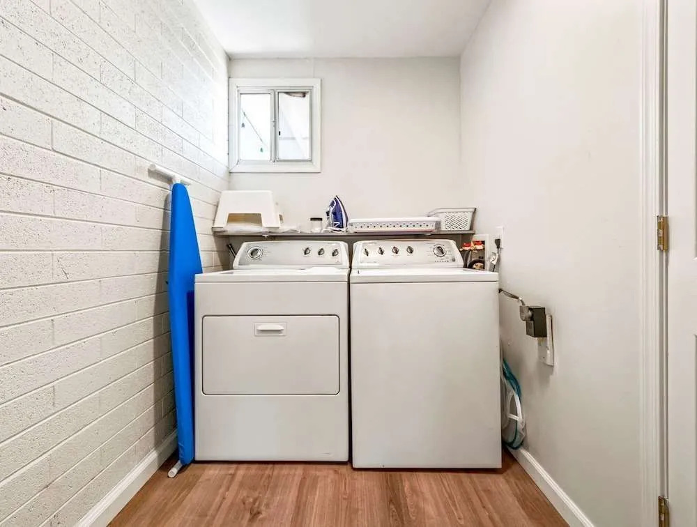 5BR Sleeps 10 Hot Tub Fire Pit Games & Walk to ASU