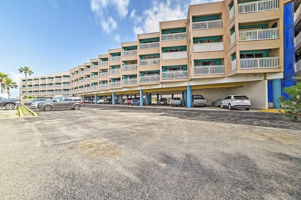 Corpus Christi Beach Condo 1107