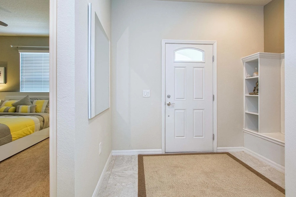 Windsor 5 Bed Townhouse w Splashpool - 3808WW