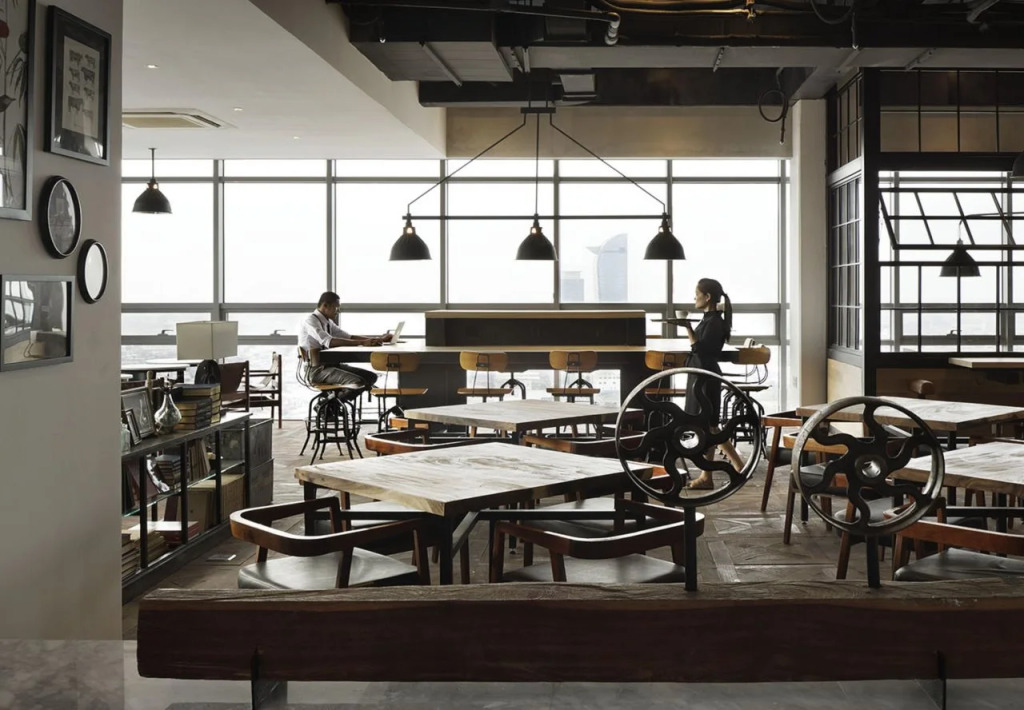The H22 by Tama Hotel