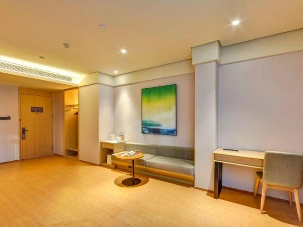 Tangshan Nanyuan Business Hotel