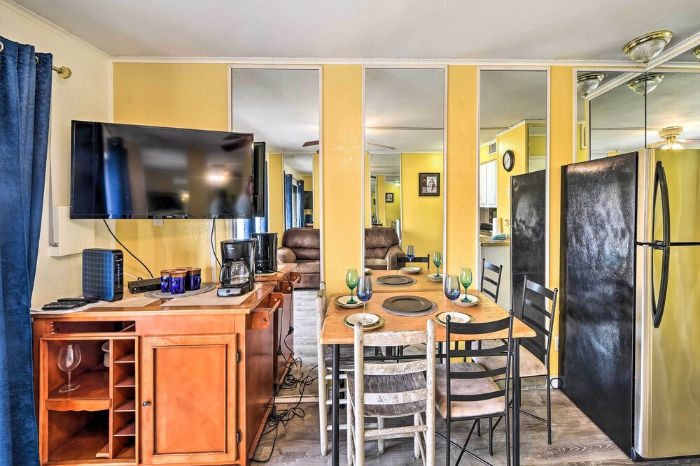 Seaside Corpus Christi Condo at The Villa del Sol