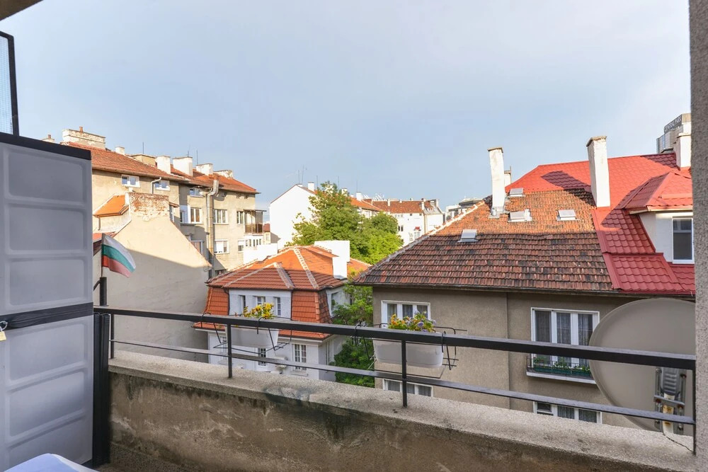 FM Deluxe 2-BDR Apartment - Our Home Is Your Home