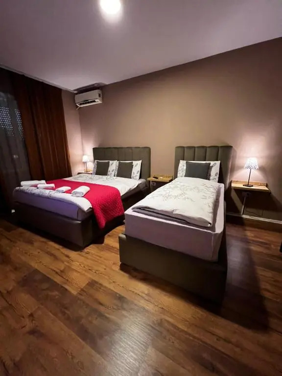 BejartApartment2