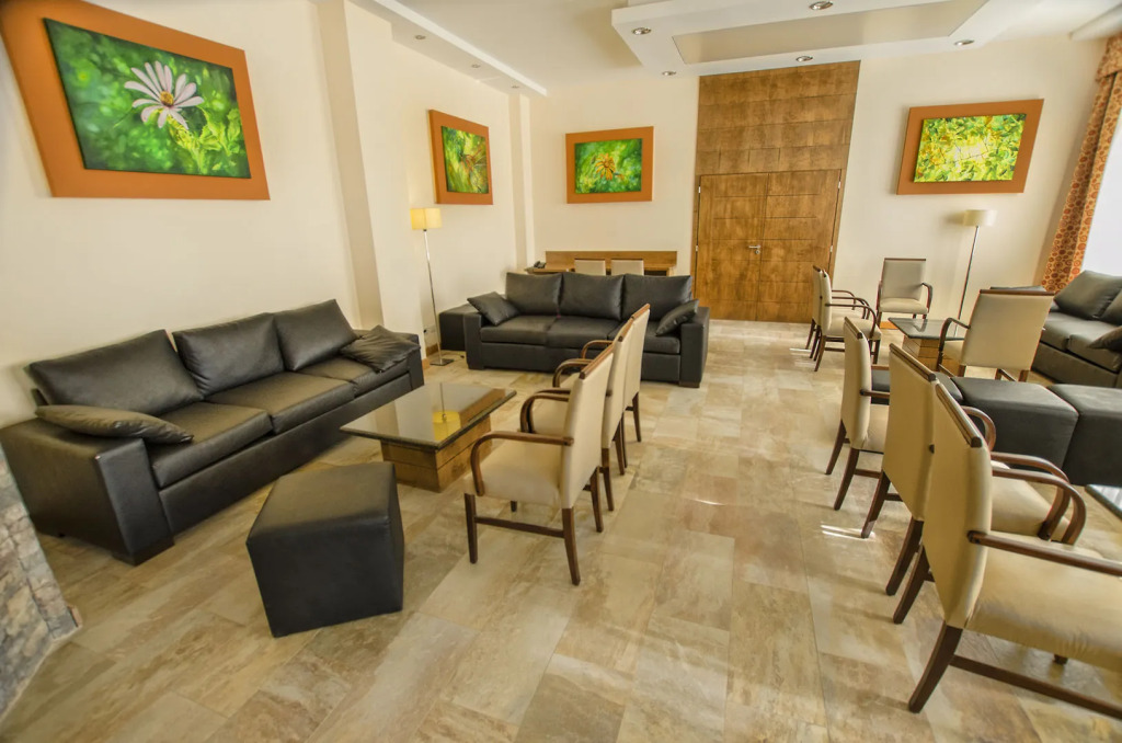 Huinid Pioneros Hotel & Aparts