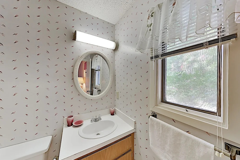 1summect 3 Bedroom Cottage