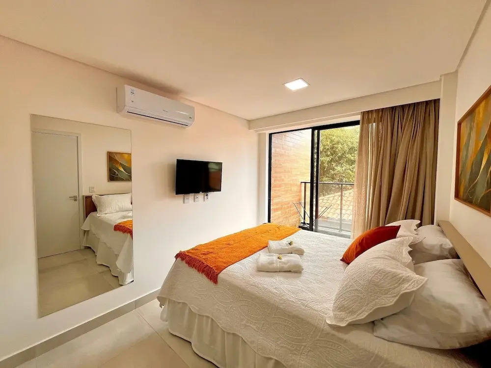 Hyde Park Loft - by Living