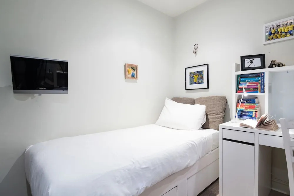 Priory Terrace Flat