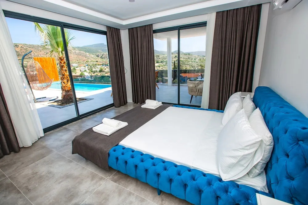 Golden Villas