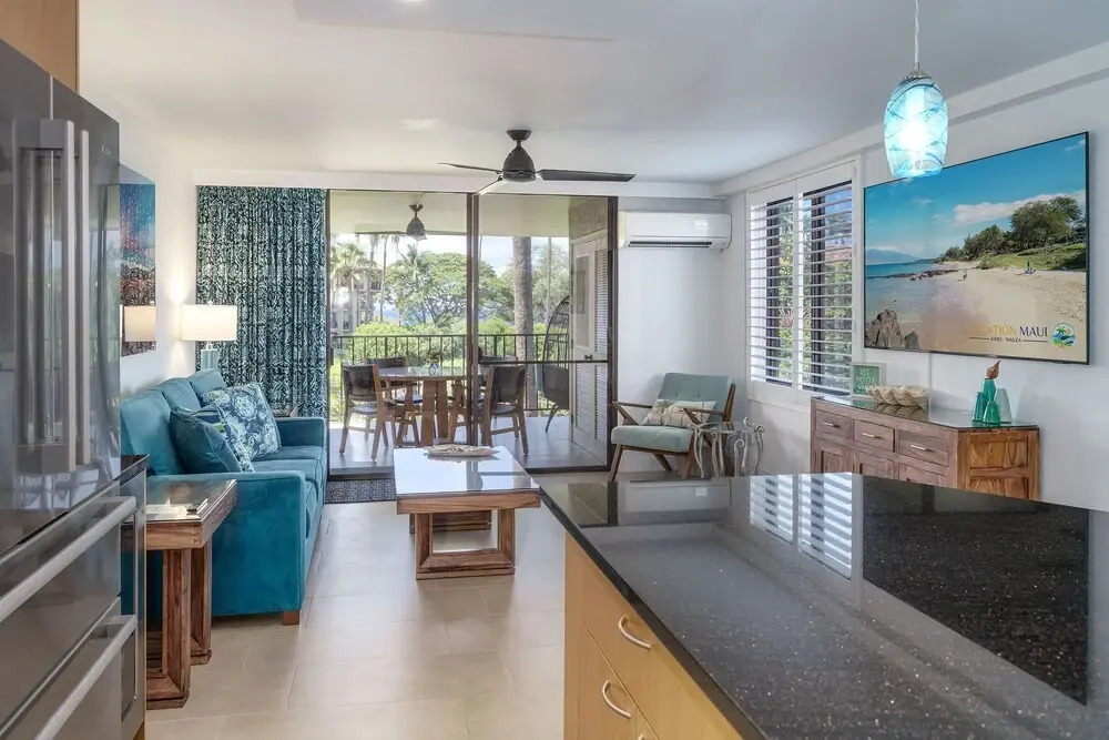 Kamaole Sands 1-307 - Prime Location, Stunning Renovation, Large Lanai, New AC