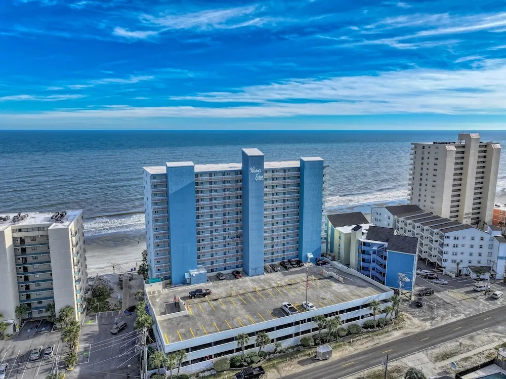 1009 Waters Edge Resort 1 Bedroom Condo by RedAwning