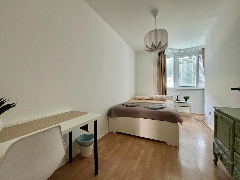 SOHO City View Apartments-4rooms