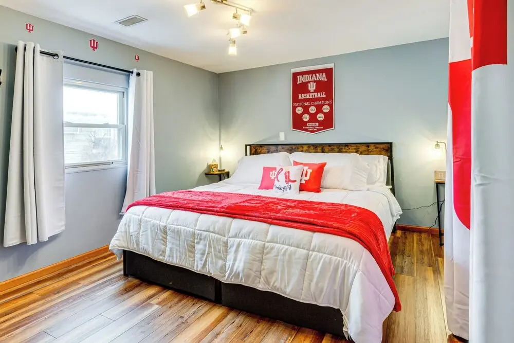 1 Mi to IU: Hoosier Home w/ Fire Pit & Fenced Yard