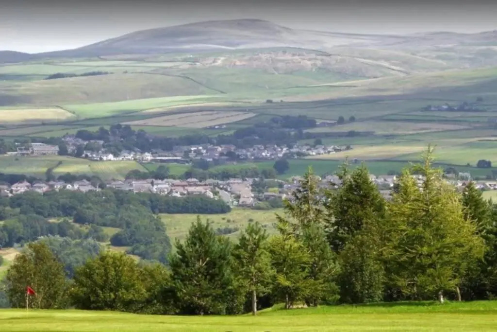 Pomfret House, 3 Bedrooms, Burnley Central, Contractors and Groups first choice, Free Parking