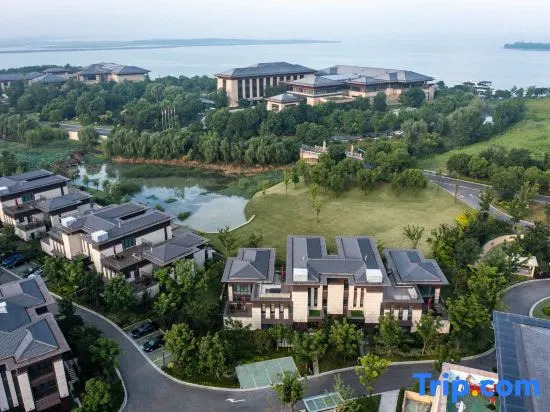 East Tai Lake Grand Hotel