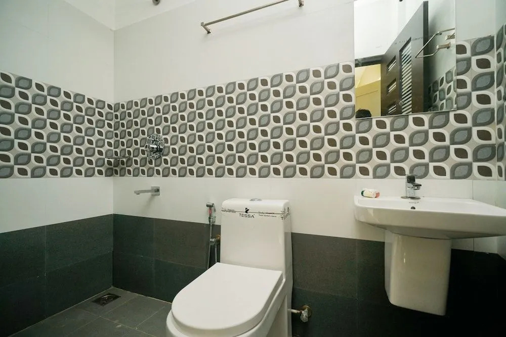 OYO 22426 Manha Residency