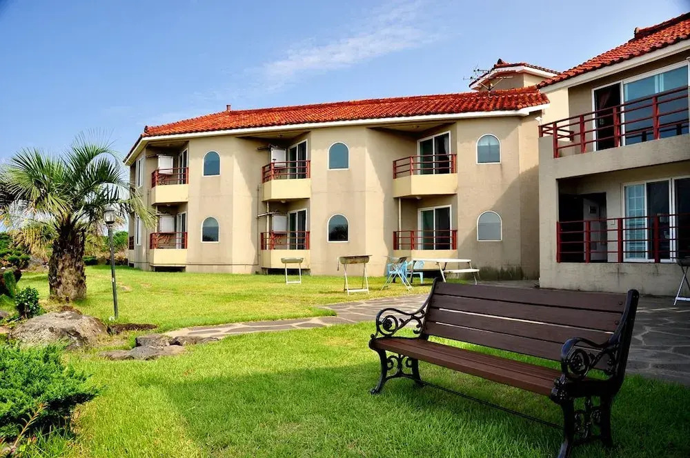 The House Pension