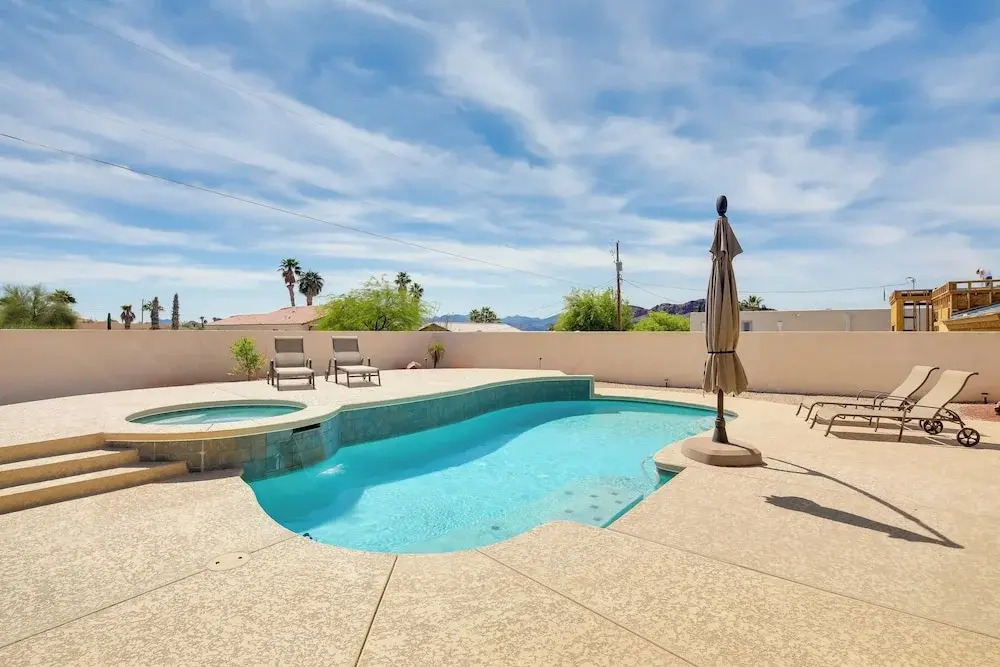 Pool, Hot Tub & Mtn Views: Lake Havasu City Home!