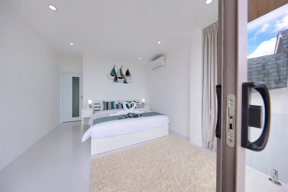 Amazing Seaview 3 Bedroom Villa Flora