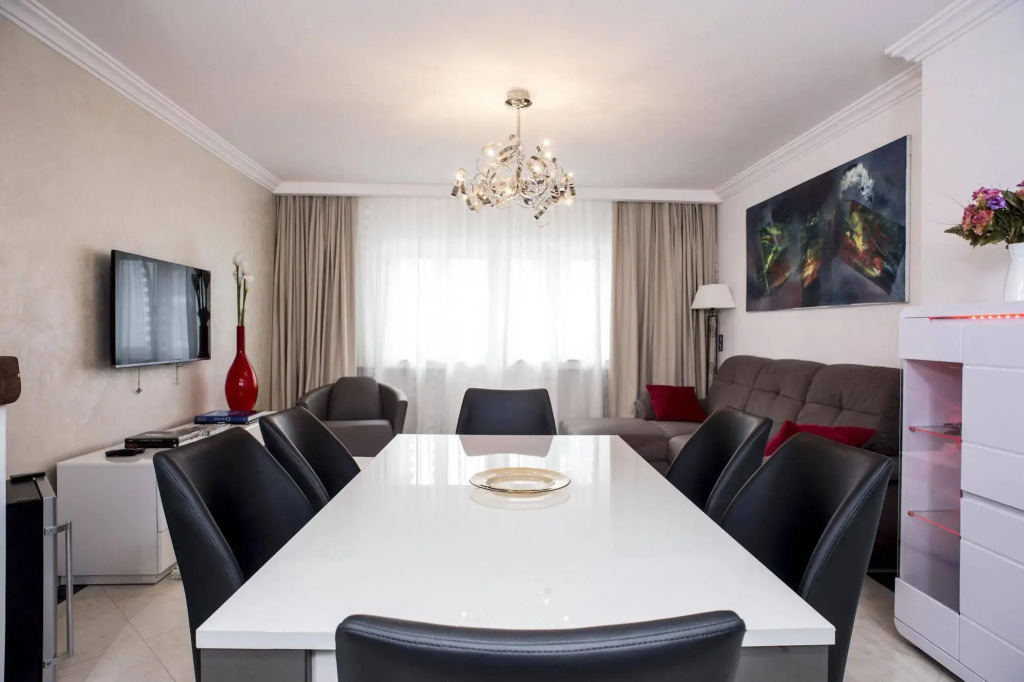 The Queen Luxury Apartments - Villa Cortina