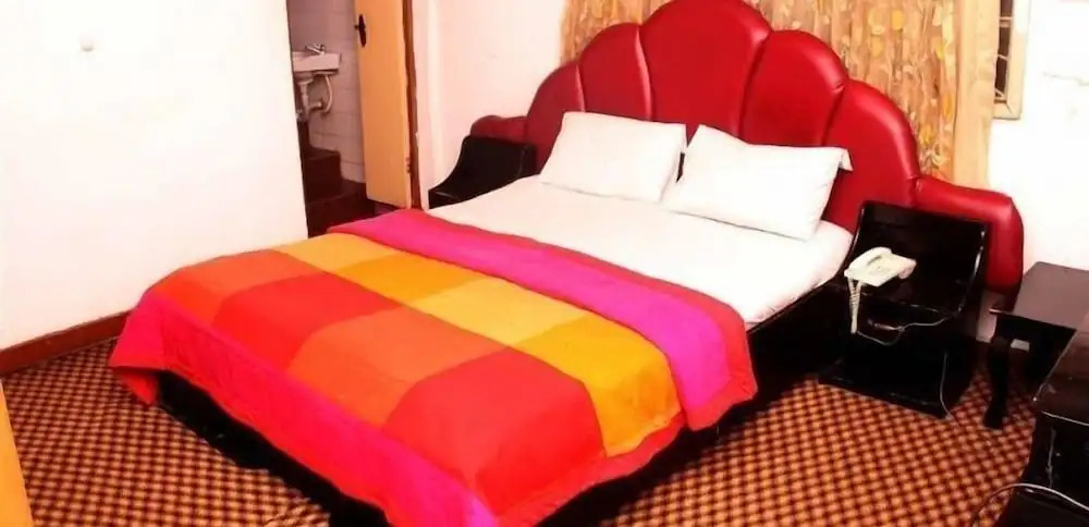 Mimi Guest House