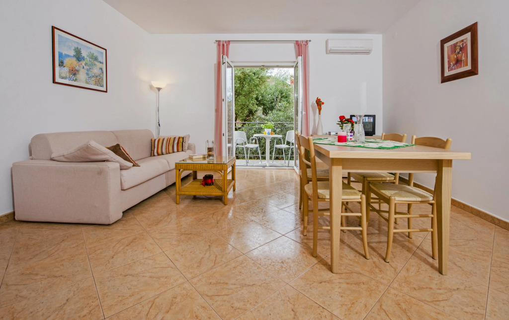AppB1 Rovinj - Rovigno