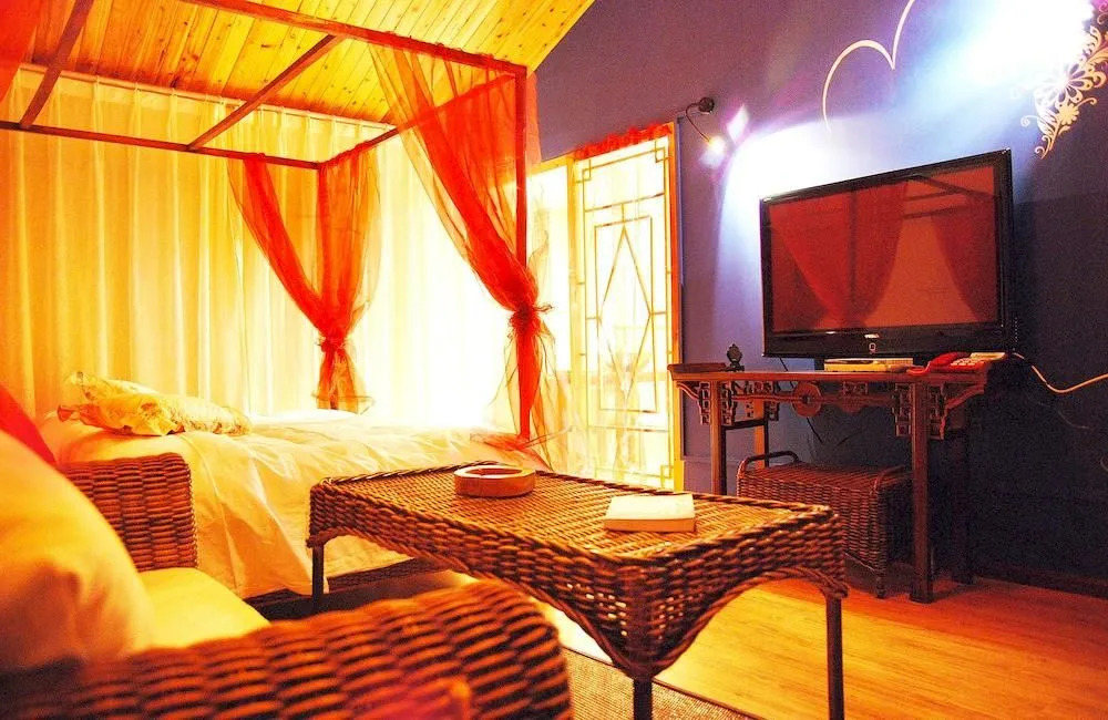 Overseas Inn