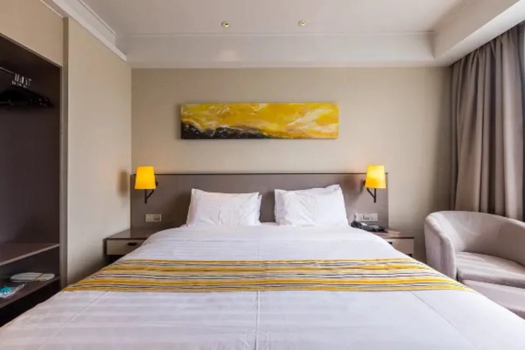 Home Inn Plus Nanjing Xinjiekou