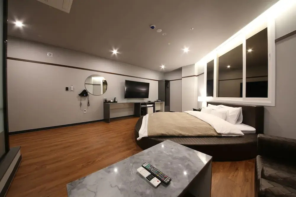 The K Hotel