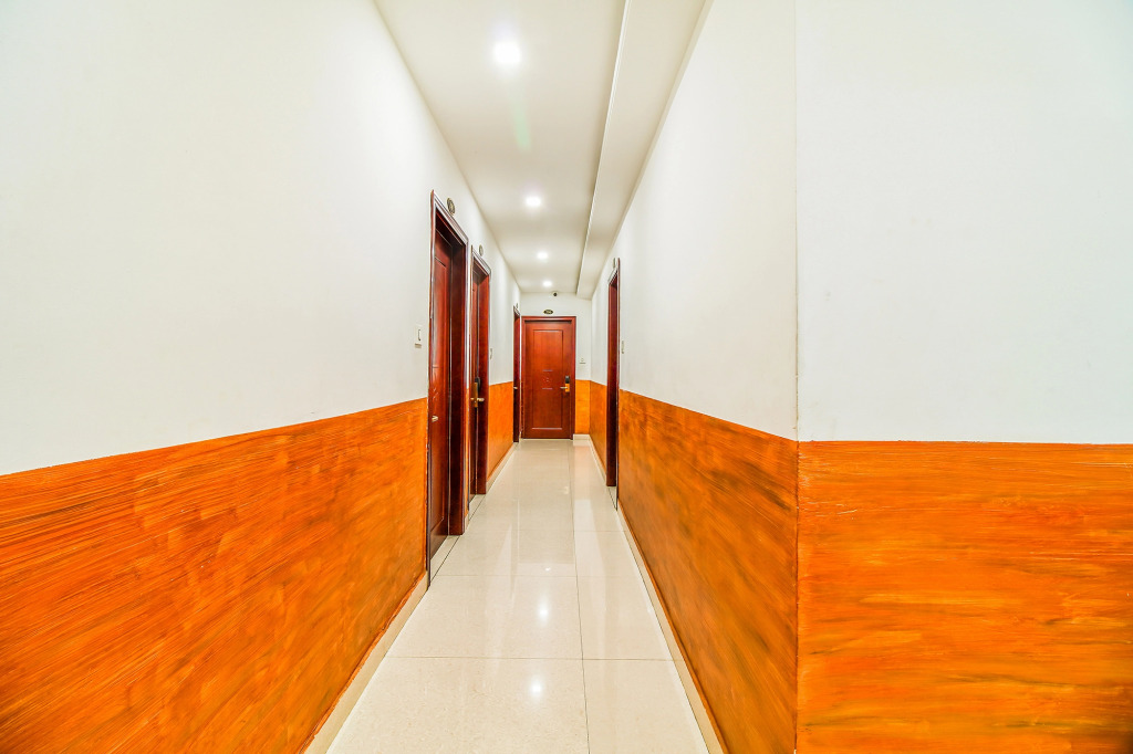 FabHotel Eleven Heights
