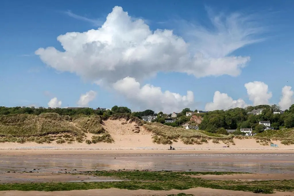 46 Gower Holiday Village with Swimming pool