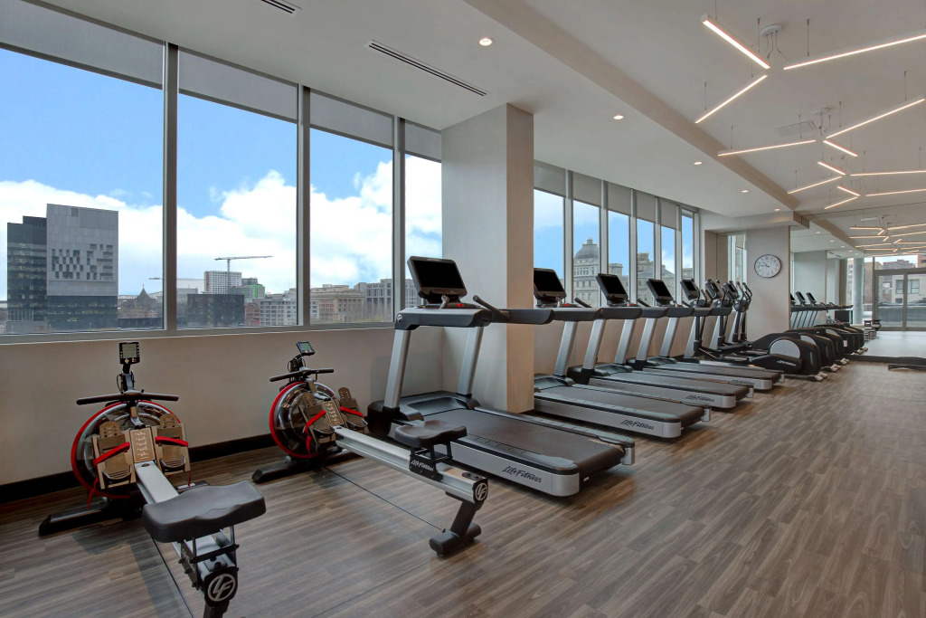Hampton Inn by Hilton Montreal Downtown