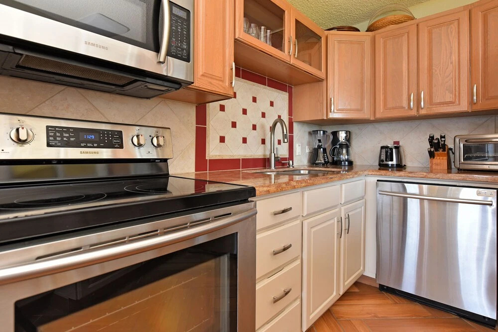 Hale Ono Loa #212 - 1 Br Condo