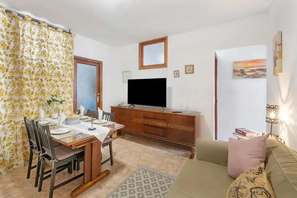 Apartment in Santa Cruz Near Beaches